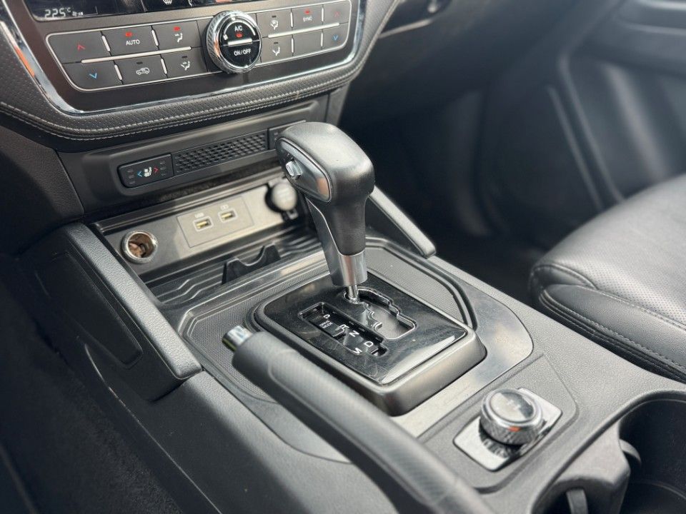 Fahrzeugabbildung Ssangyong MUSSO Grand Quartz 2.2 Diesel 4x4 Autom. MwSt.