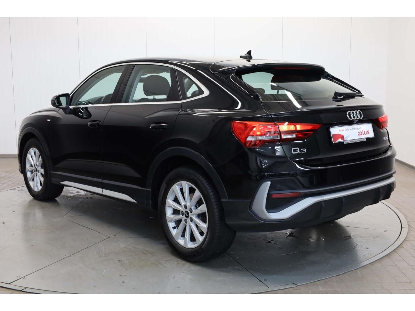 Audi Q3 Sportback 35 TDI S line Alca/NAV/Virt./RFK, миниатюра 4