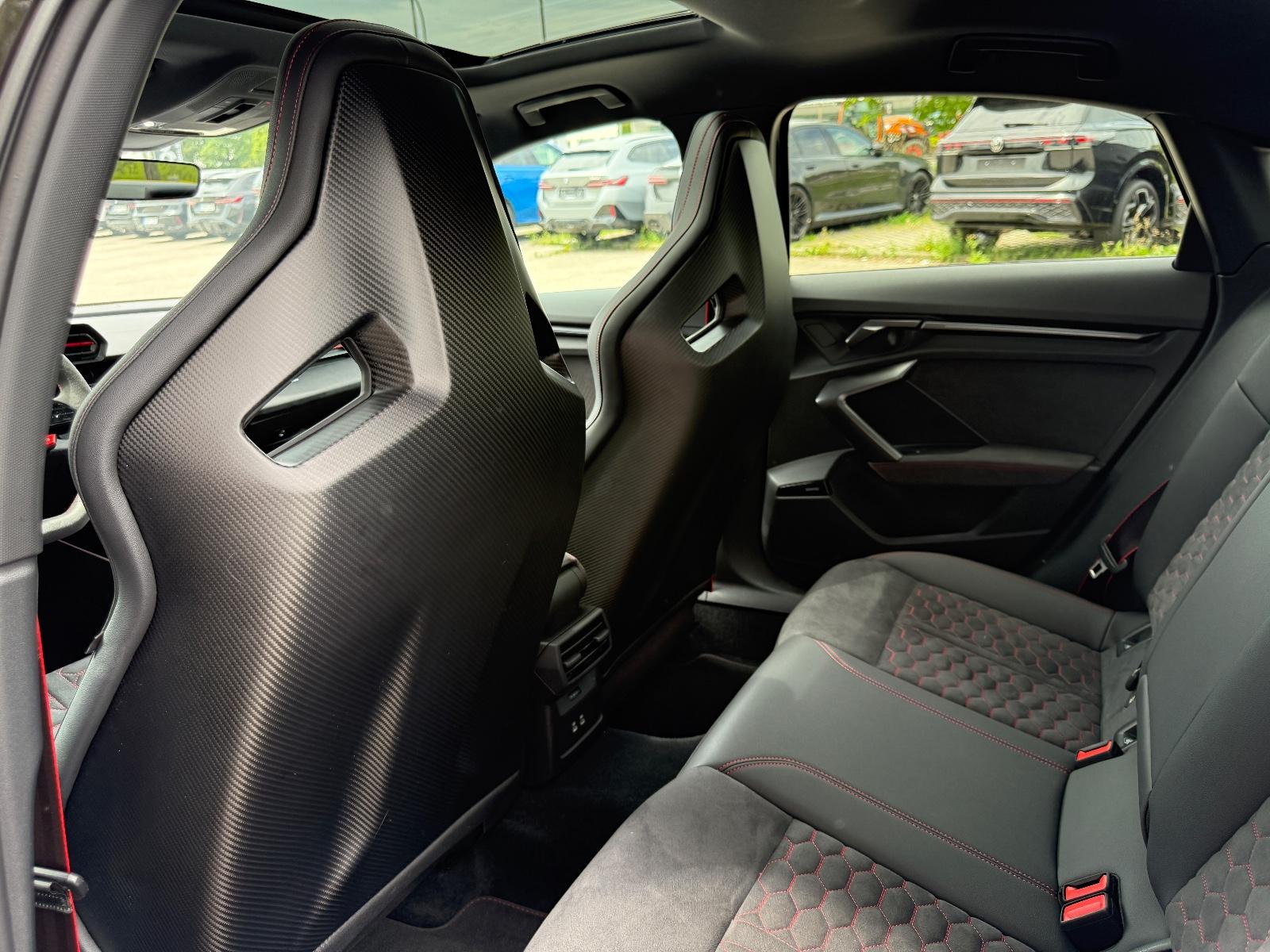 Audi RS 3 Limousine/Individual/Schalensitz/Pano/Sport – 12