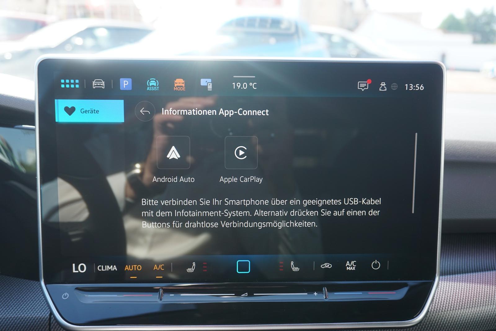 Volkswagen Golf VIIITSI 1.5 TSI R-Line LED ACC App-Connect, миниатюра 13