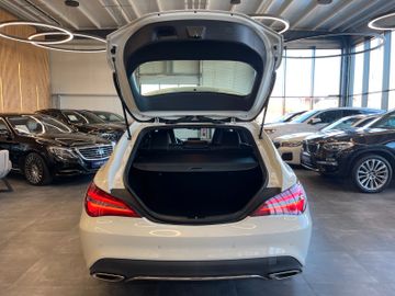 Mercedes-Benz CLA 180 Shooting Brake *NAVI*PDC*TEMPOMAT*