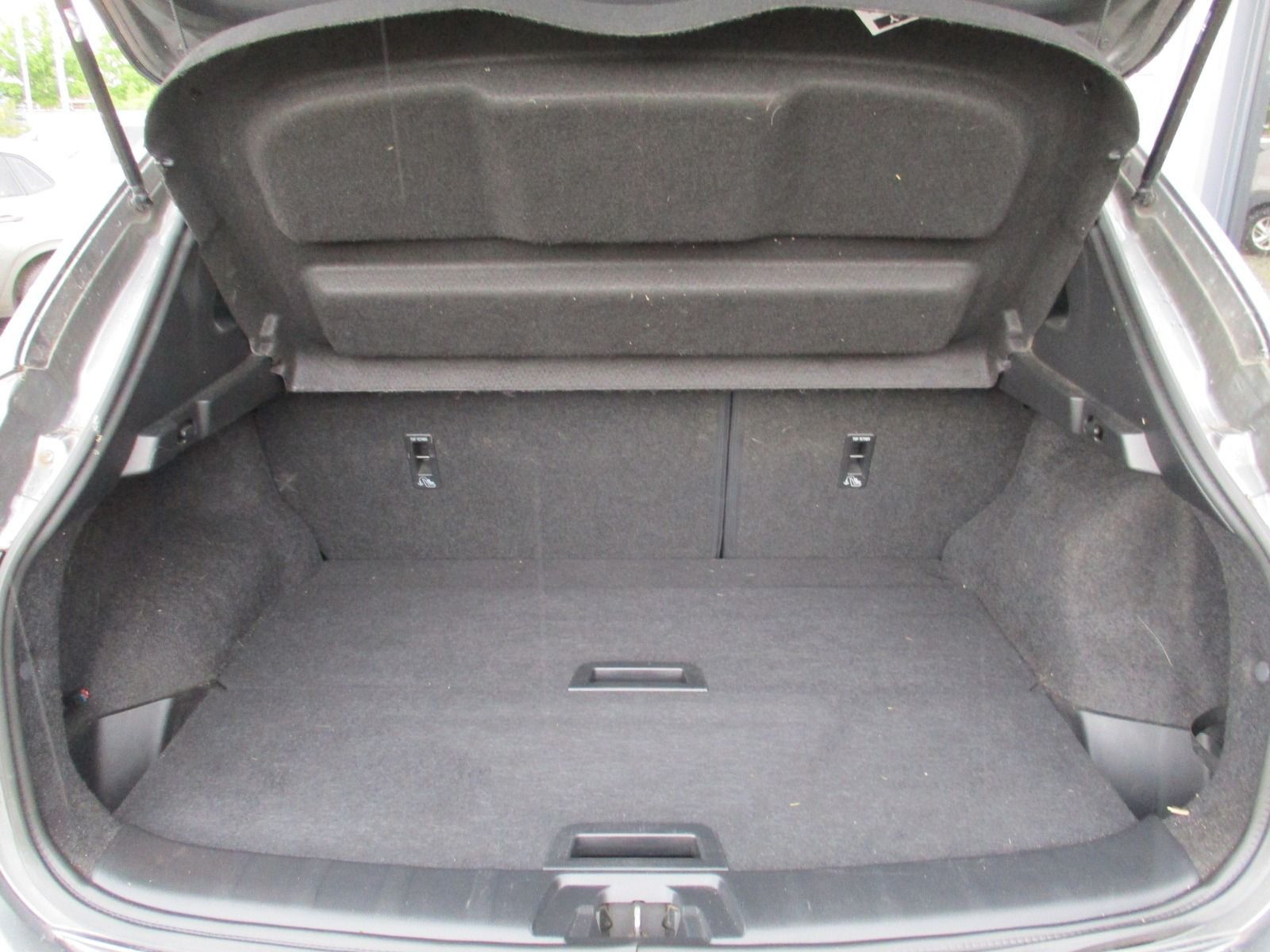 Fahrzeugabbildung Nissan Qashqai 1,2 DIG-T X-tronic Acenta Navi