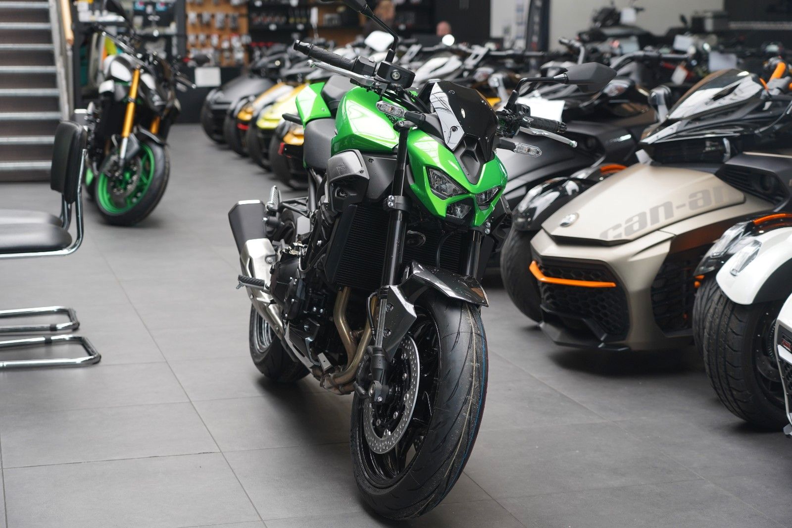 Fahrzeugabbildung Kawasaki Z900 4 Jahre Garantie