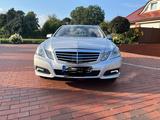 Mercedes-Benz E 350 4MATIC AVANTGARDE AVANTGARDE - Mercedes-Benz E 350 aus 2010: 4matic