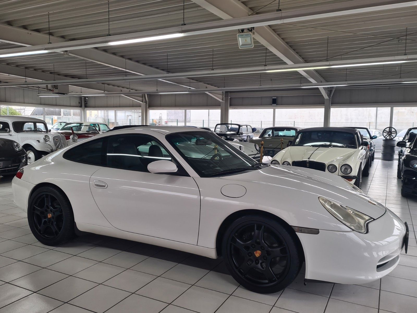 Fahrzeugabbildung Porsche 996 Carrera Coupé Tiptronic