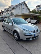 Volkswagen VW Golf 75 PS Grau Baujahr 2005, 123000 km... - Volkswagen Golf: 75ps