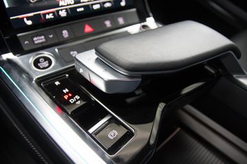 Audi e-tron 55 quattro S-Line Black,Leder,B&O,MATRIX