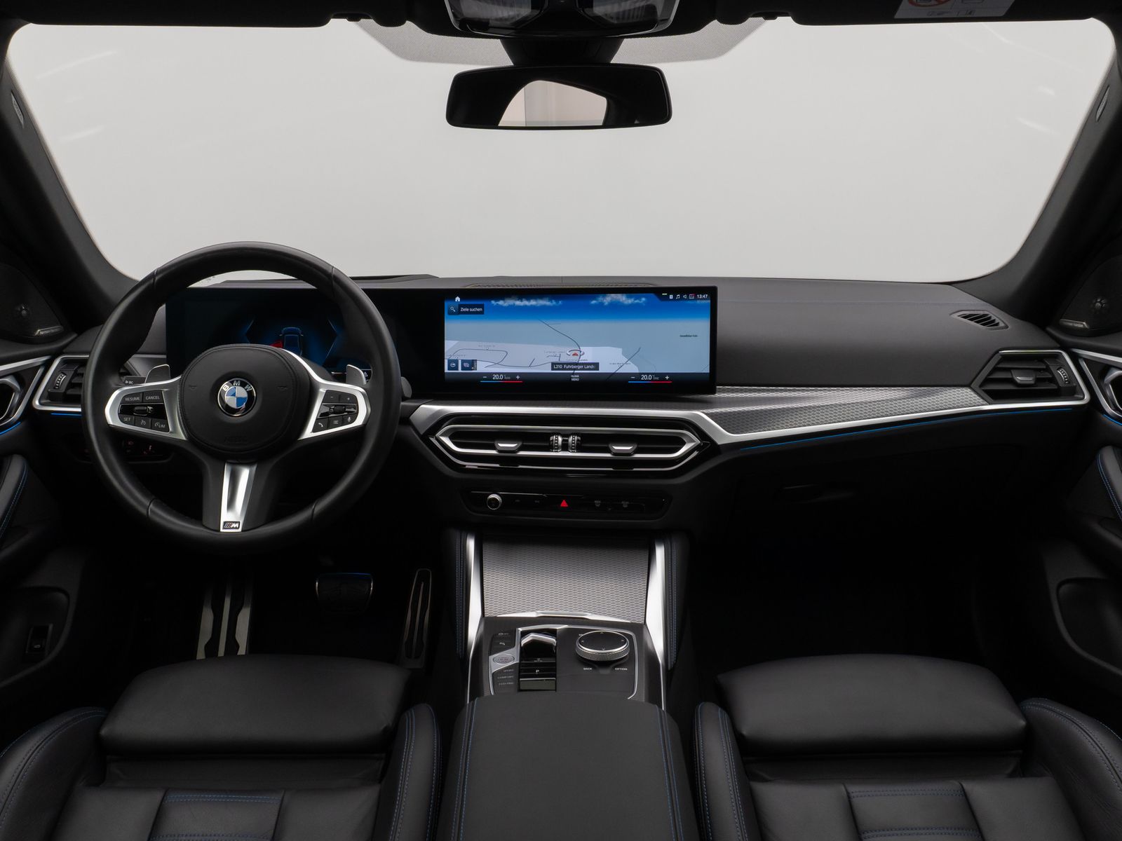 Fahrzeugabbildung BMW M440i Gran Coupé Kamera Glasdach HUD DAB H/K 19"