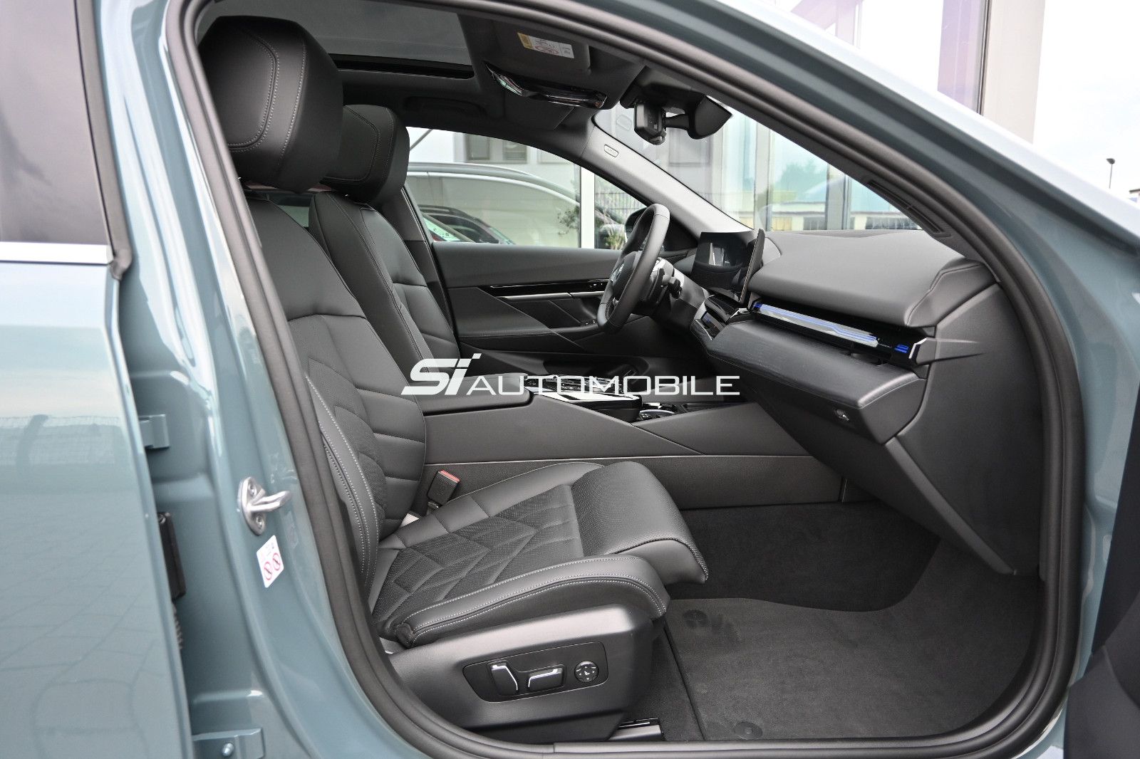 Fahrzeugabbildung BMW 520d xDr. Touring °AD.FAHRWERK PROF°KOMFORTSITZ°