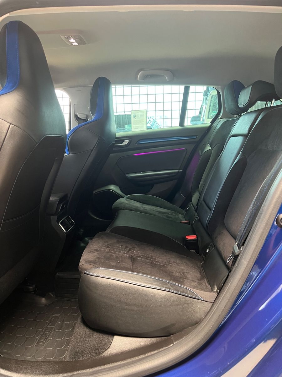 Fahrzeugabbildung Renault Megane IV Grandtour GT-Line *SCHALENSITZE*