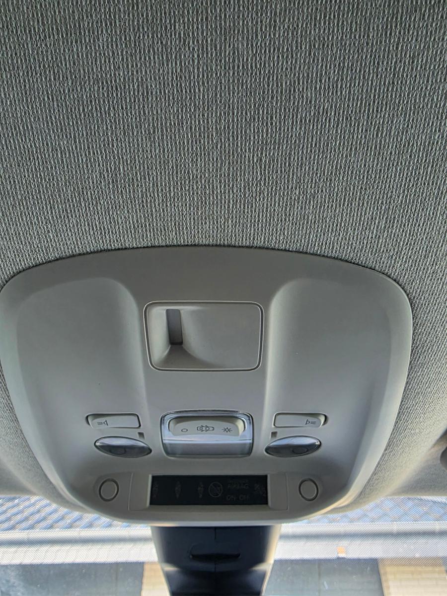 Peugeot Expert Asphalt L2 Automatik (2 x Schiebetür)