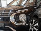 Mitsubishi Outlander 2.4 PHEV Top Luxury Paket El. Panodach - Mitsubishi Outlander: 2.2