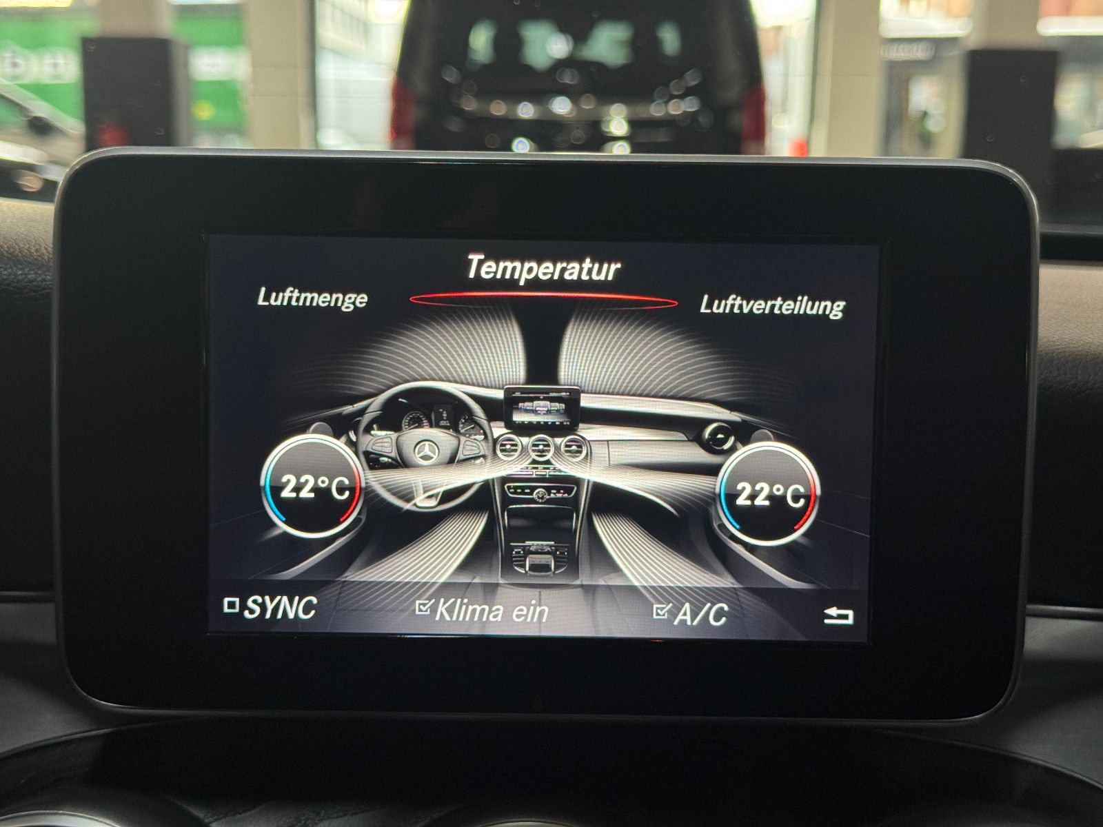Fahrzeugabbildung Mercedes-Benz C 200 9GT CABRIO 2X AMG LINE AIRSCARF 360°KAMERA