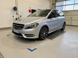 Mercedes-Benz B 250 *Distronic*Night-Paket*Ambiente*Xenon* - Mercedes-Benz: Ambiente