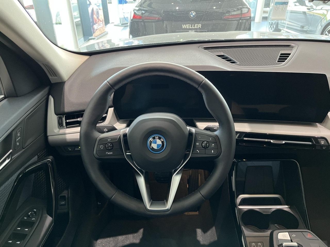 BMW iX2 - Bild 15