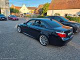 BMW E60 530i - BMW 530: E60