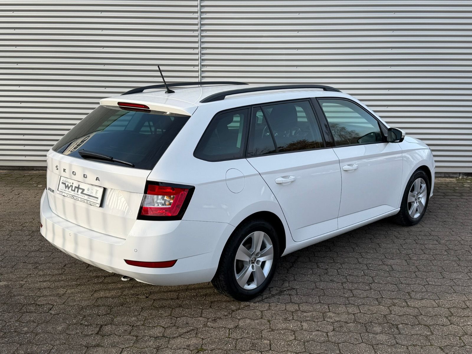 Fahrzeugabbildung SKODA Fabia Combi Ambition