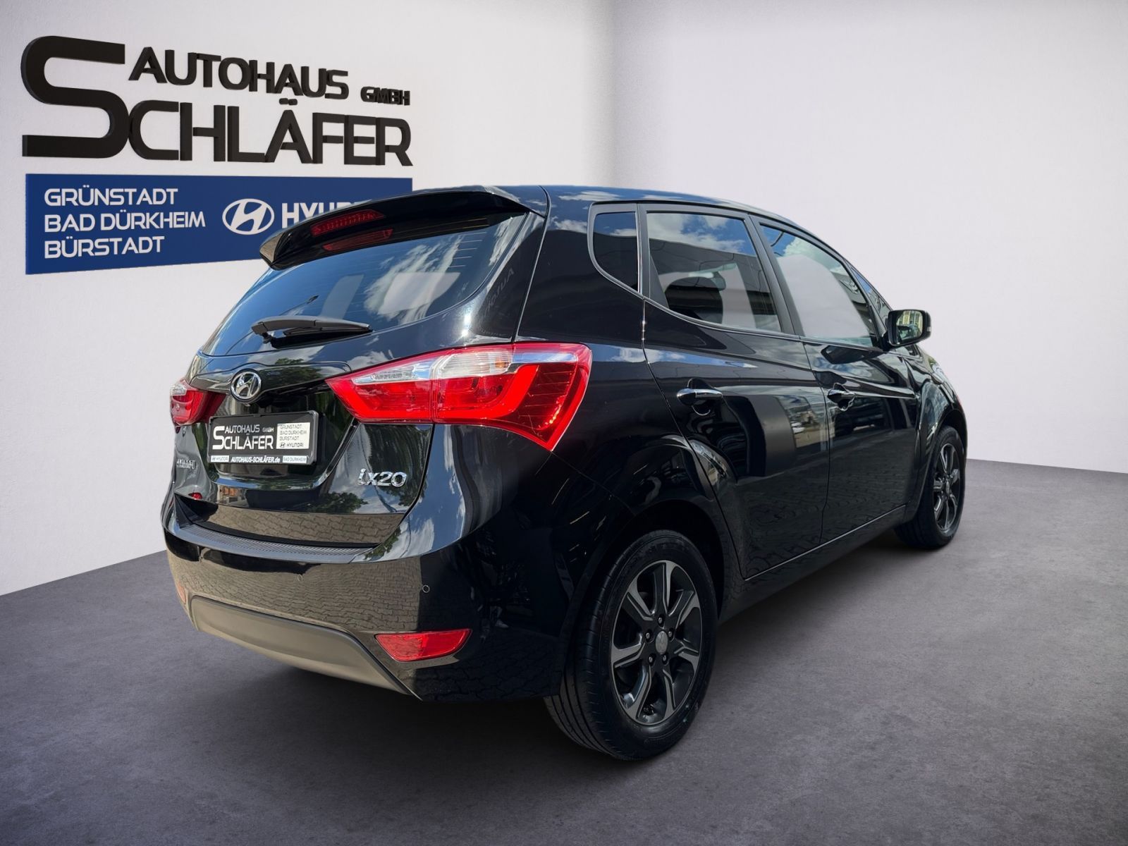 Fahrzeugabbildung Hyundai ix20 1.6 Automatik Space Plus Navi