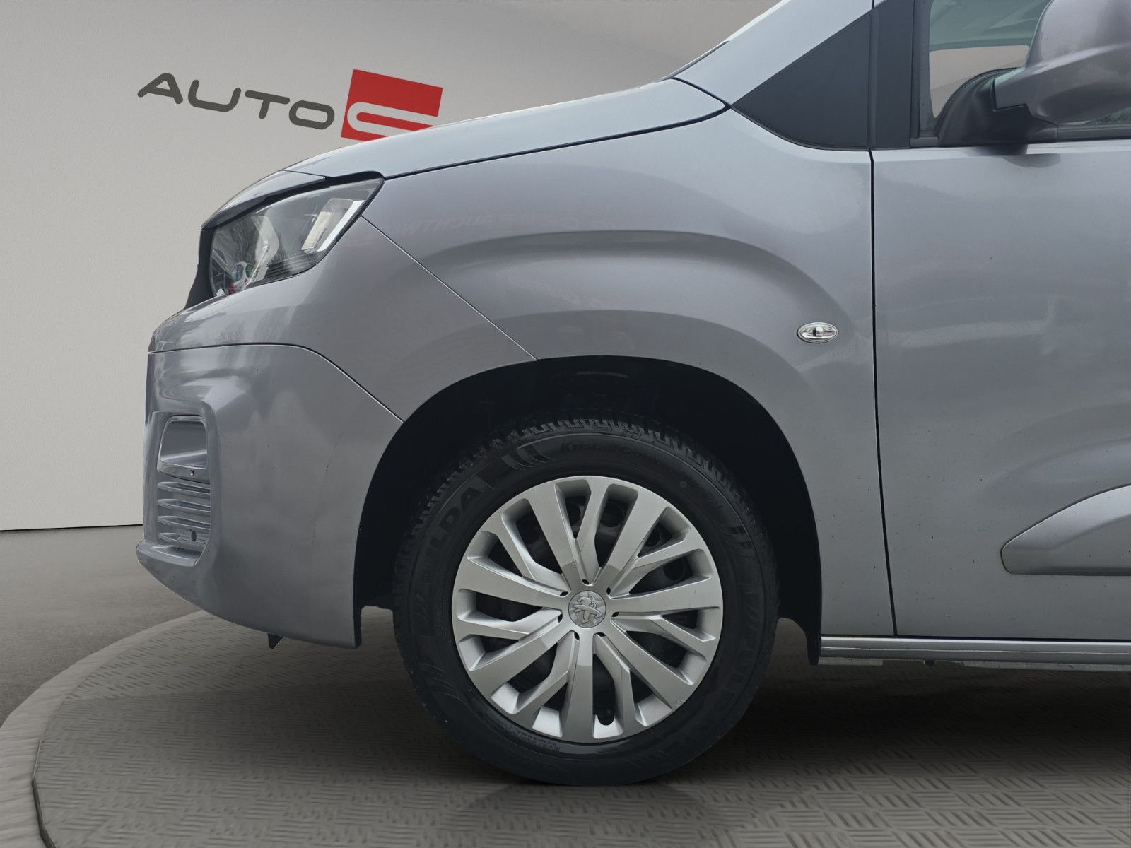 Fahrzeugabbildung Peugeot Partner Asphalt L2 AHK AUTOMATIK TEMPOMAT KAMERA