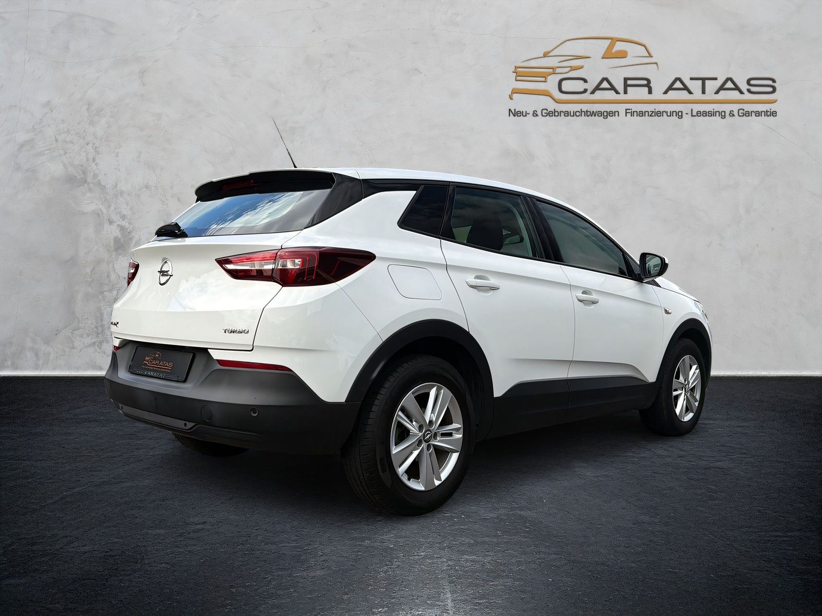 Fahrzeugabbildung Opel Grandland Edition SITZHEIZ. PDC 2 ZONEN KLIMAAUT