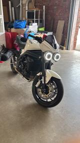 Triumph Speed Triple 1050 NJ515 - Triumph Motorräder in Bonn