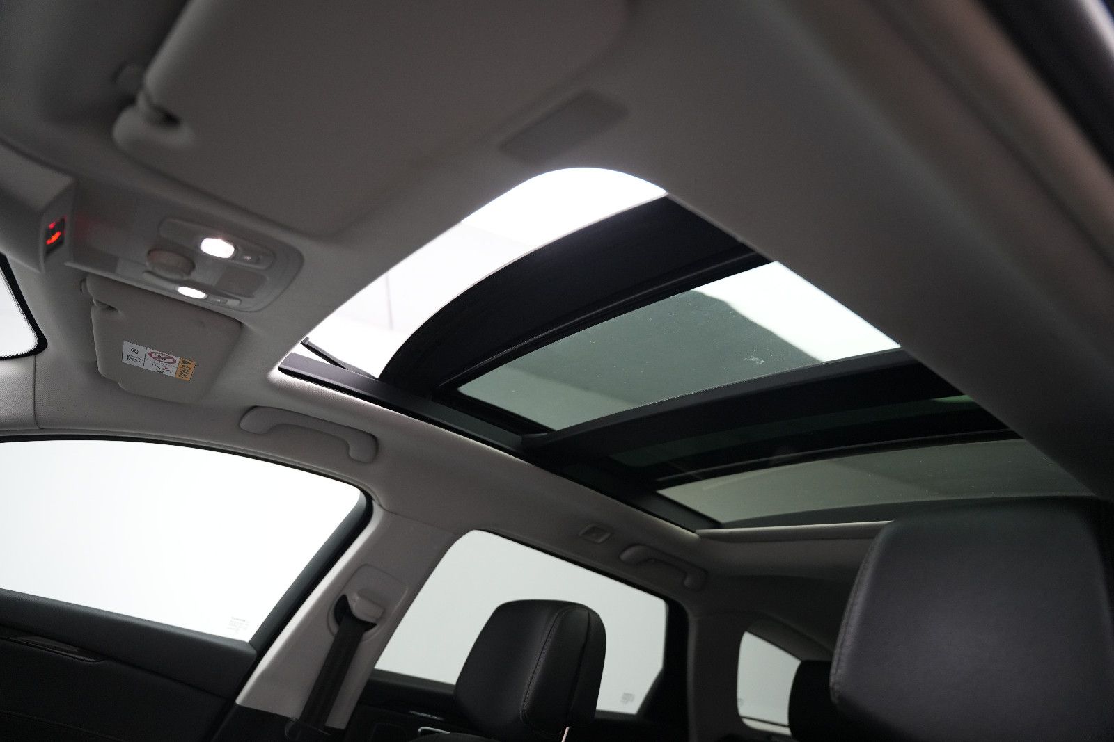 Fahrzeugabbildung Renault Talisman Grandtourer /BOSE/PANORAMA/HUD/ACC