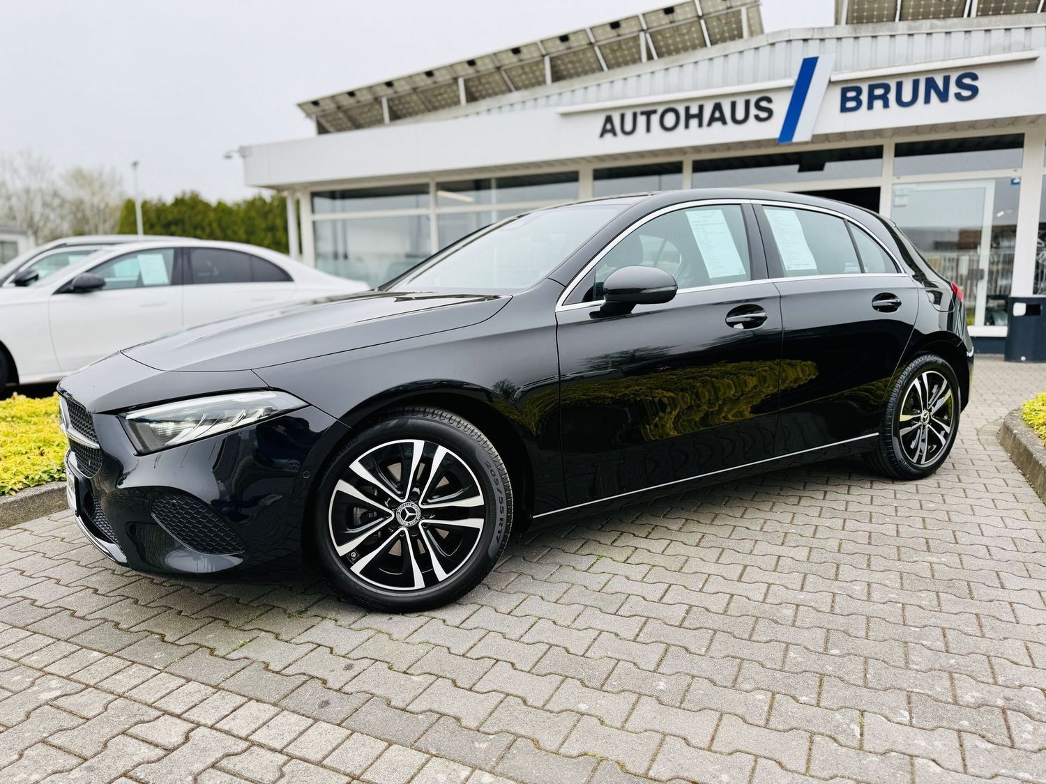 Fahrzeugabbildung Mercedes-Benz A 180 PROGRESSIVE Advanced, Autom, Winter, RFK,