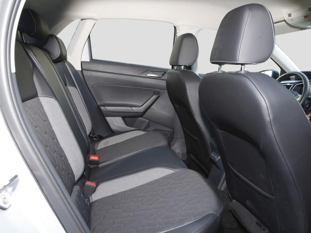 Volkswagen Polo VI 1.0 TSI DSG Goal 15"ACC Navi SHZ LED