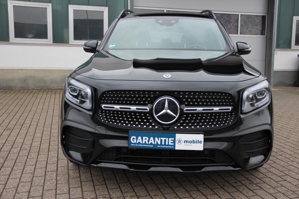 MercedesBenz GLB 200 AMG Line Night Wide Pano RFK 7 Sitzer 2022