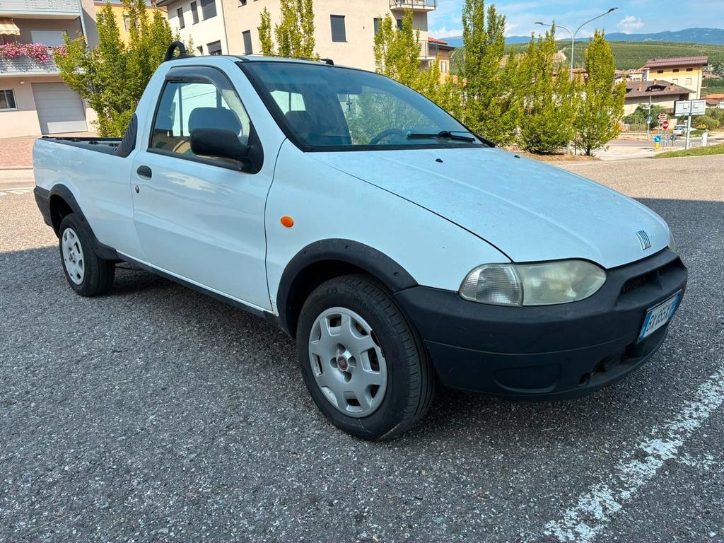 Fiat FIAT STRADA 1.9D