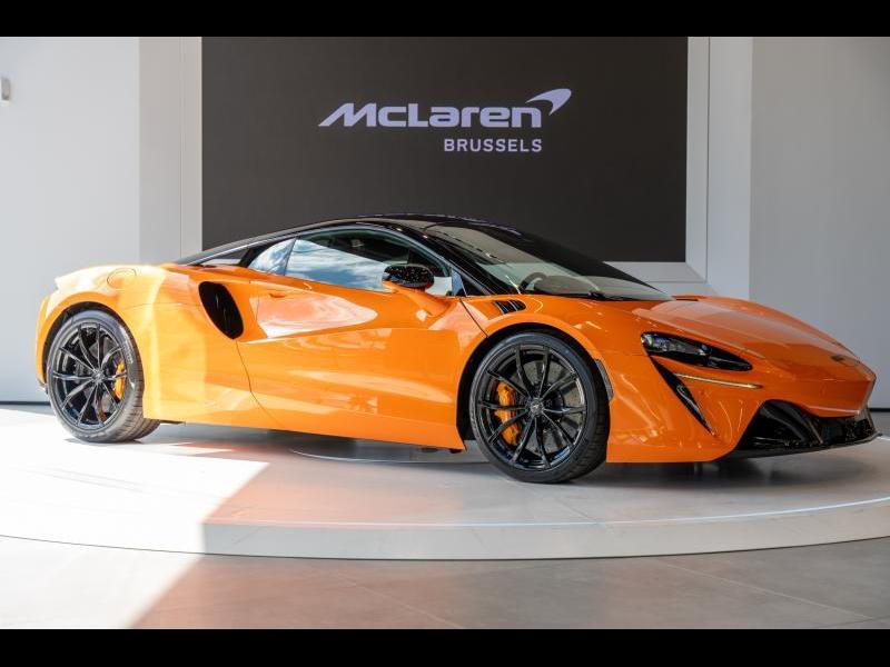 McLaren Artura With 5 years of Warranty and 3 years Serv