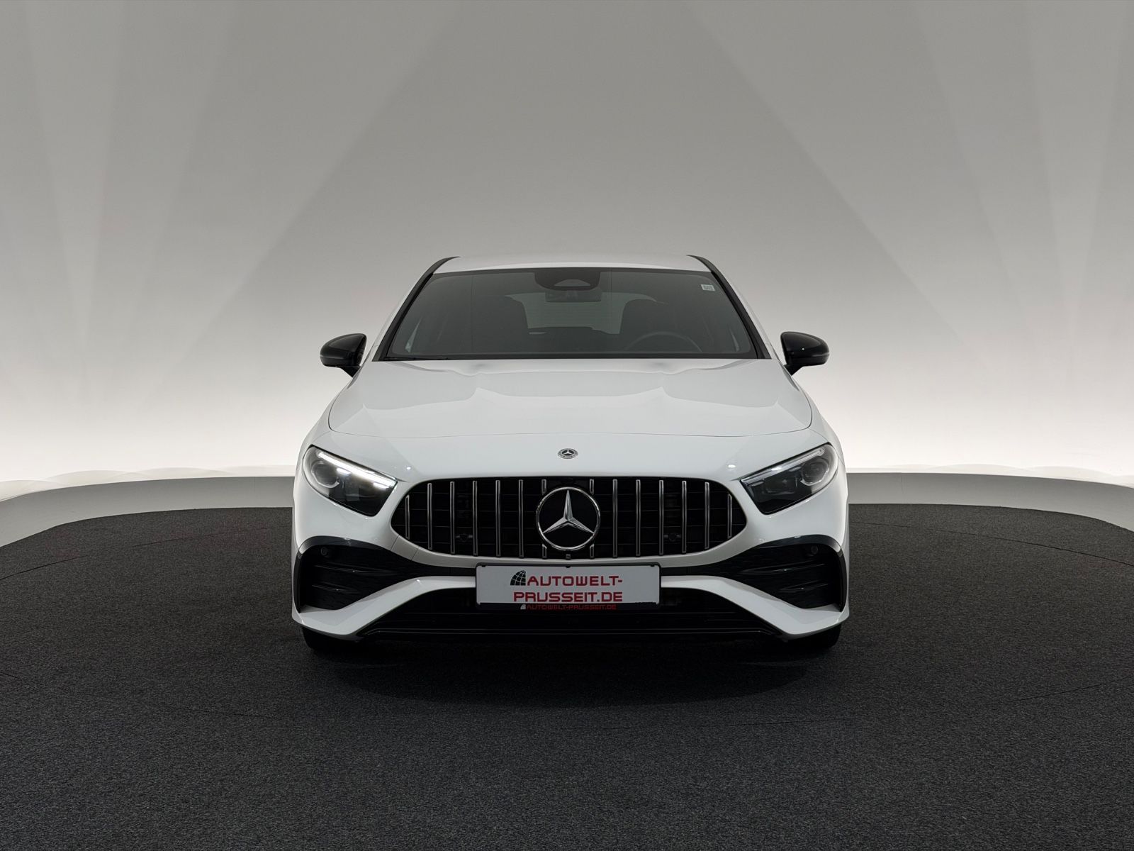 Mercedes-Benz A 250 4Matic*AMG LINE*NIGHT-MULTIBEAM-R.KAM-MBUX imagem 2