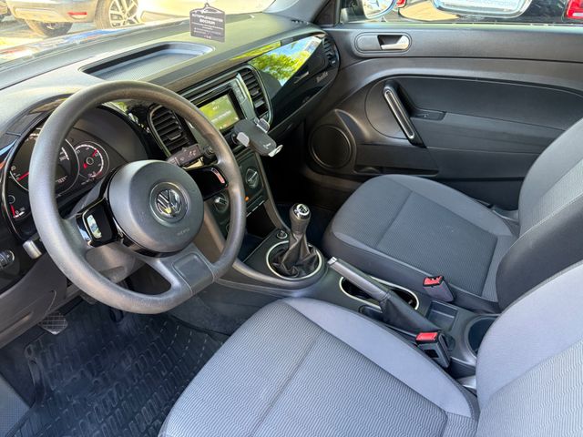 Fahrzeugabbildung Volkswagen Beetle+1.Hand+NaviZB+AllwetterRäder+