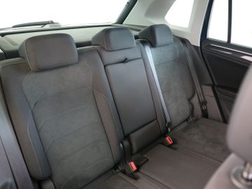 Volkswagen Tiguan DSG ELEGANCE LED MATRIX IQ ACC KAMERA