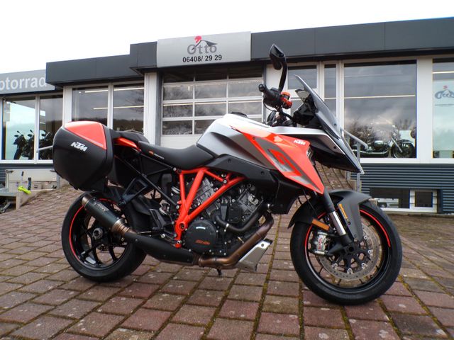 KTM 1290 Super Duke GT