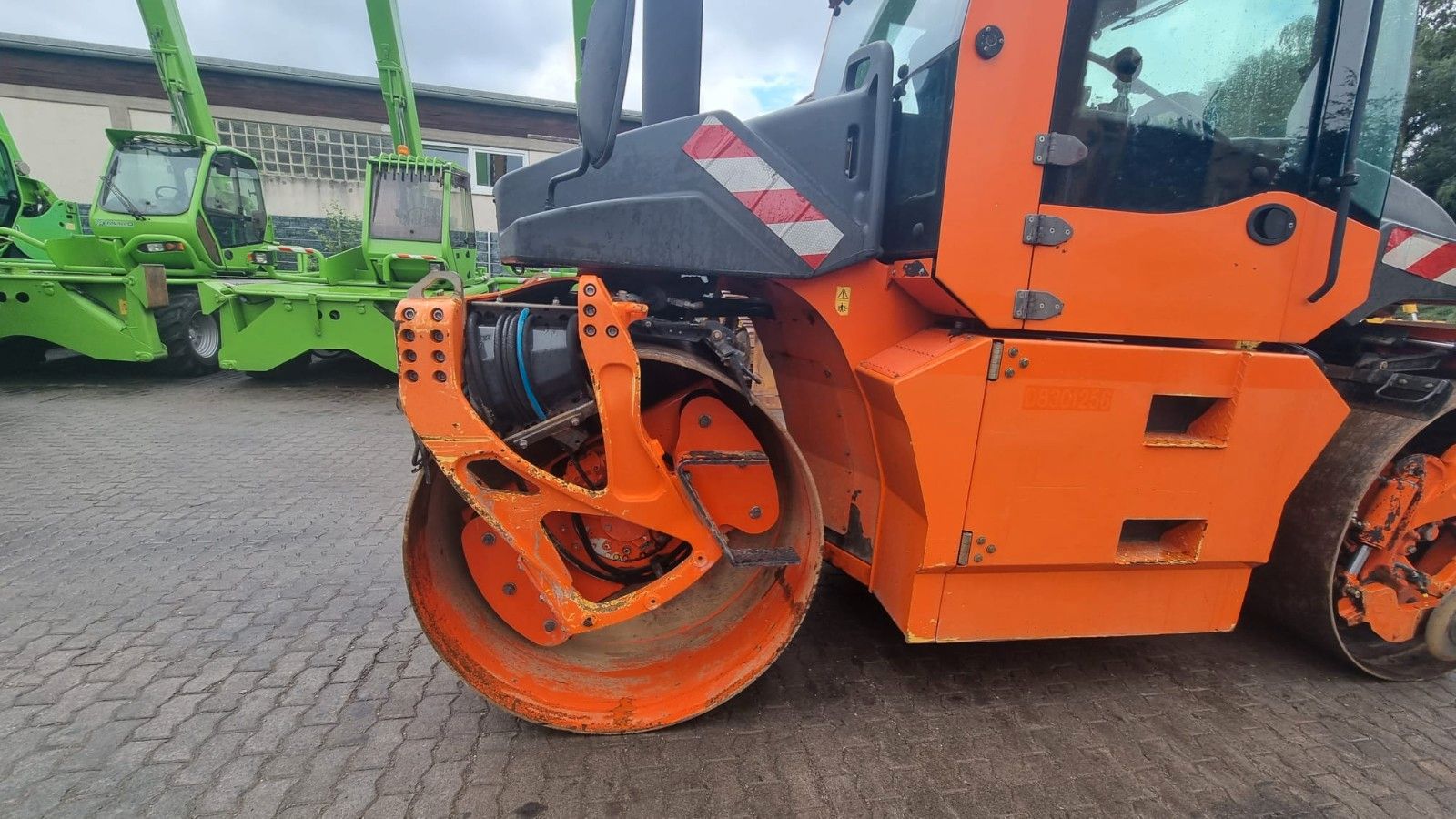 Fahrzeugabbildung BOMAG BW 174 AP Tandem