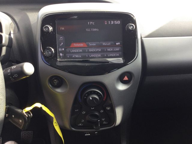 AYGO 1.0 x-play connect
