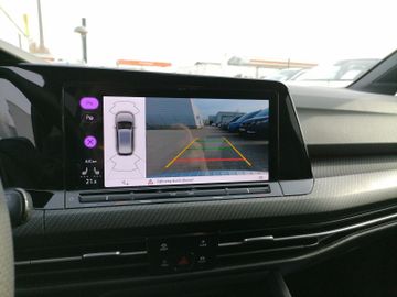 Volkswagen Golf Variant R-Line 1.5 eTSI mild-Hybrid