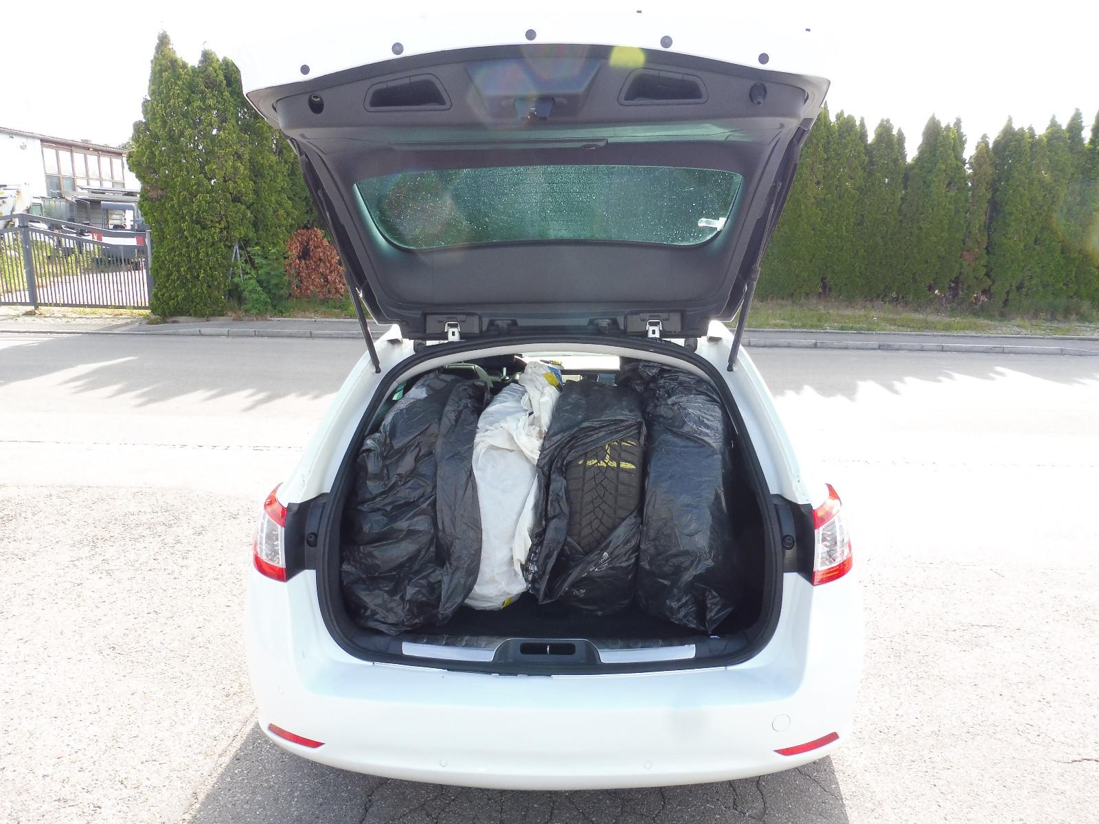 Peugeot 508 2015 — photo 17