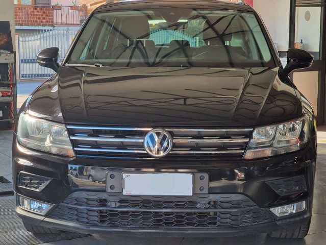 Volkswagen Tiguan 1.6 TDI Sport BlueMotion - 201