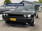 Dodge Challenger 6.1 SRT8 2010 Zwart Schiebedach Young - Dodge Challenger: Srt 8