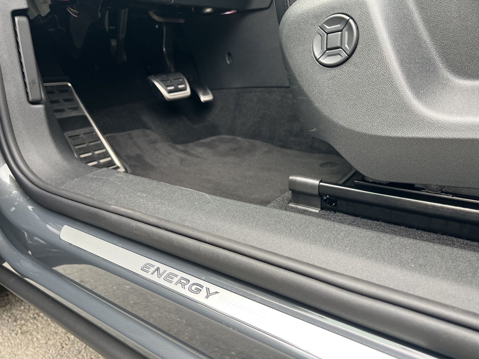 Tiguan Energy 1.5 TSI eHybrid DSG AHK*Navi*ACC