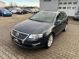 Volkswagen Passat Highline 2.0 *KeyGo*BiXen*AHK*StndHz*Rfk* - Volkswagen Passat mit Diesel-Antrieb: Kombi