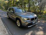 BMW X1 E84 SDrive 18i - BMW X1 E84 mit Benzin-Antrieb