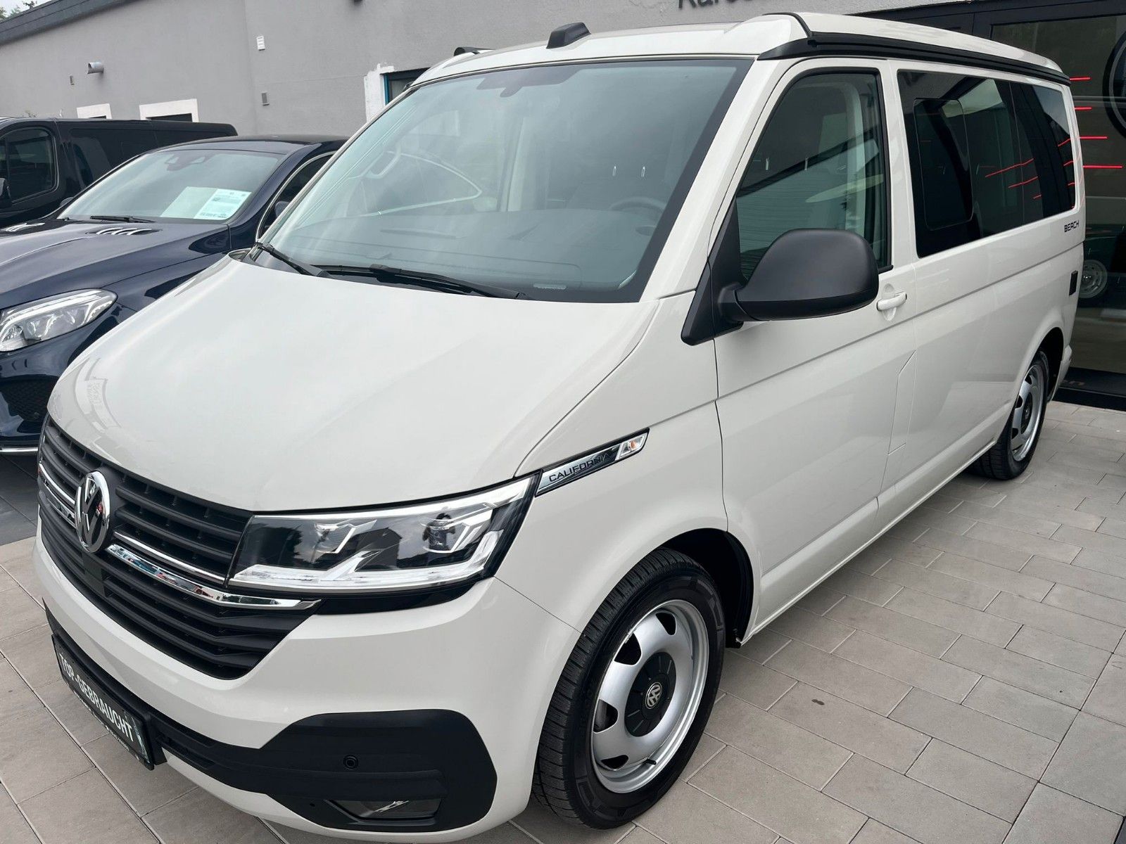 Fahrzeugabbildung Volkswagen T6 California 2.0TDI 4Motion Beach Camper