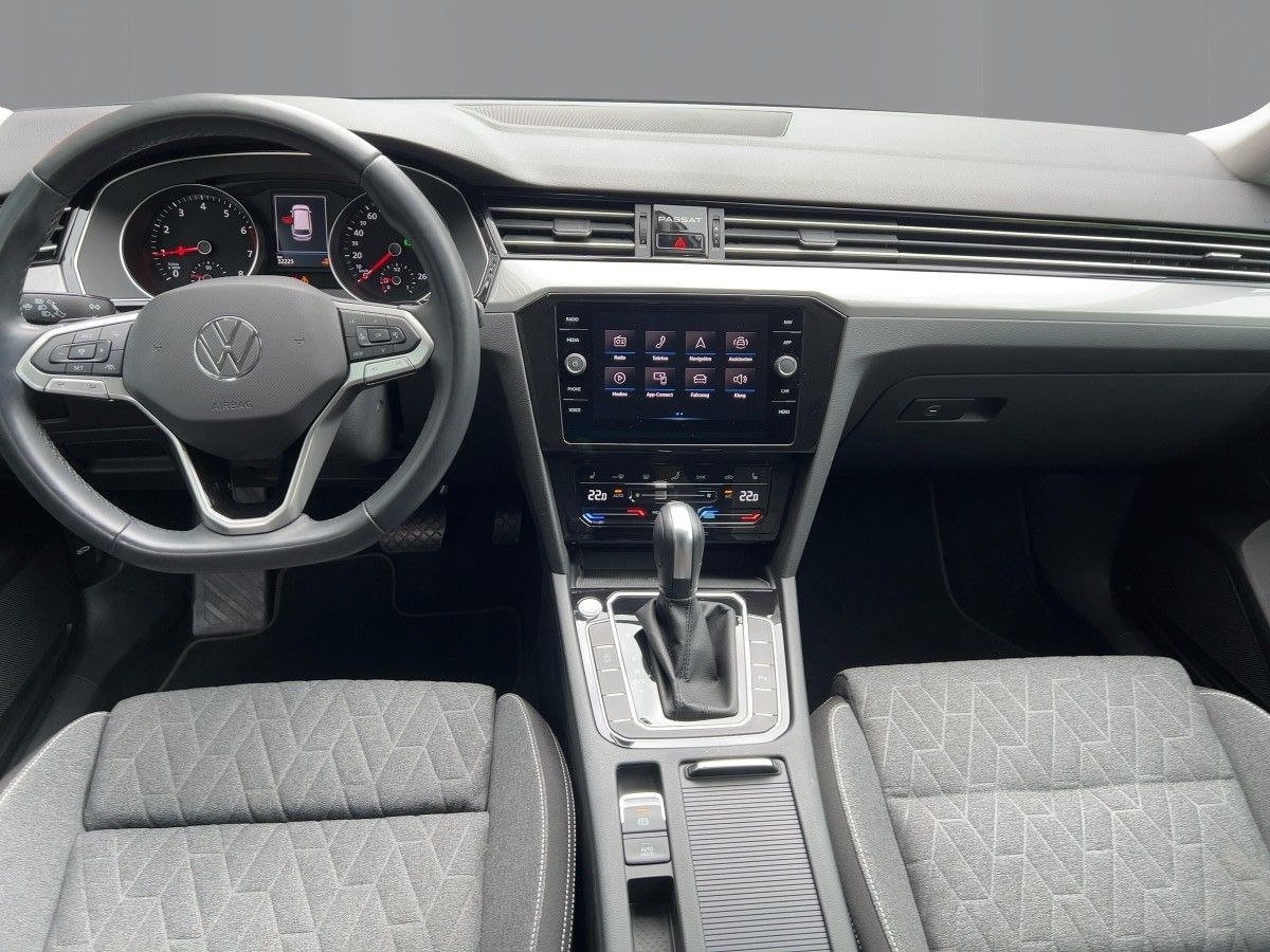 Volkswagen Passat Variant - Bild 12