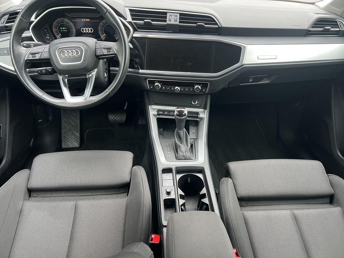 Audi Q3 Sportback 45 TFSI e 180 kW foto 15