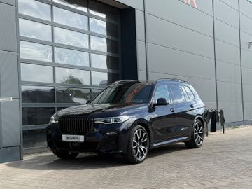 BMW X7 - 7