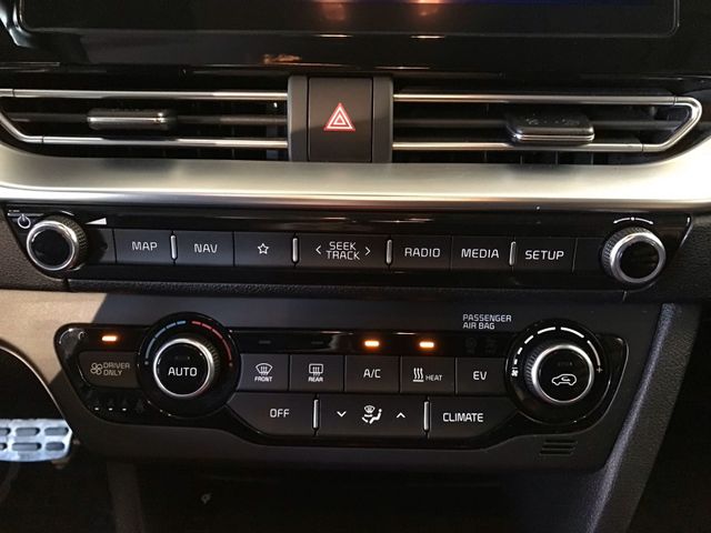 e-Niro Spirit 64 kWh*AHK*KAMERA*NAVI*