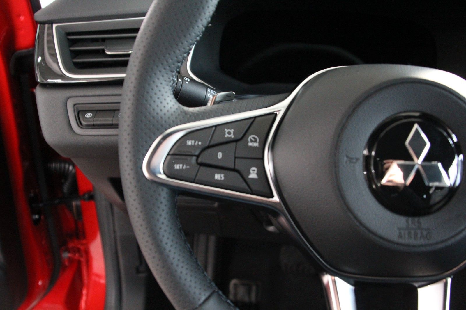 Fahrzeugabbildung Mitsubishi ASX 1.3 T-Benziner Intro Edition DCT